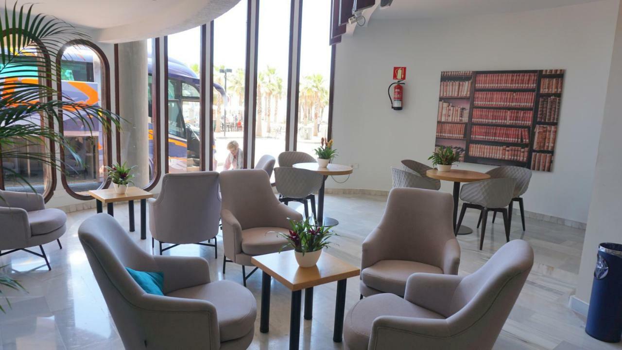 Beachfront Apartment In Fuengirola With Sea Views Exterior foto